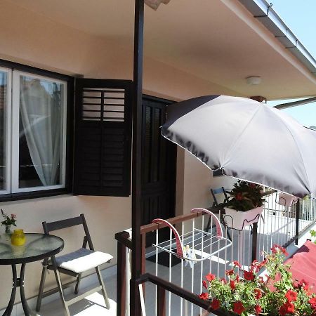 Apartment Antonela Slatine Exterior foto